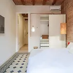 شقة 2-bedroom Next To Paseo De Gracia And Rambla Catalunya *